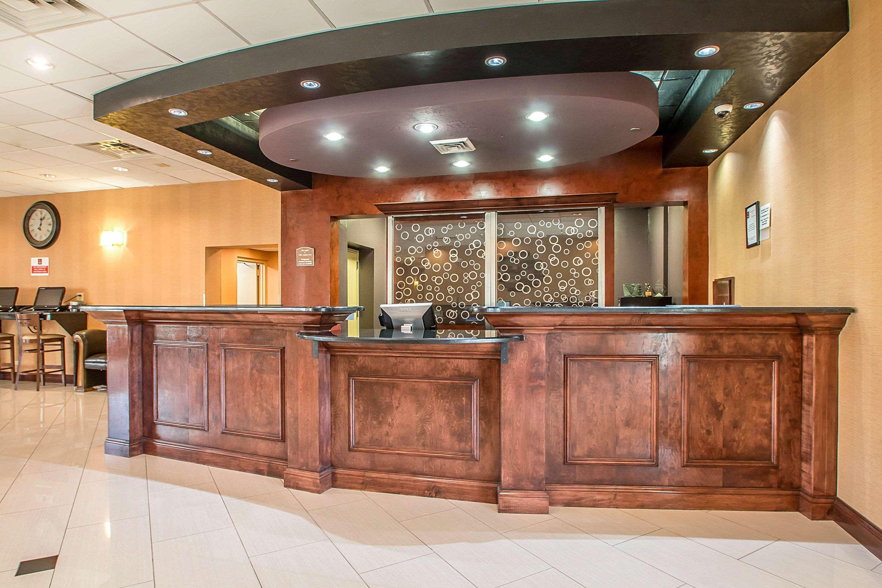 Clarion Inn Elmhurst - Oak Brook Near I-88, I-290, I-294 Exterior photo